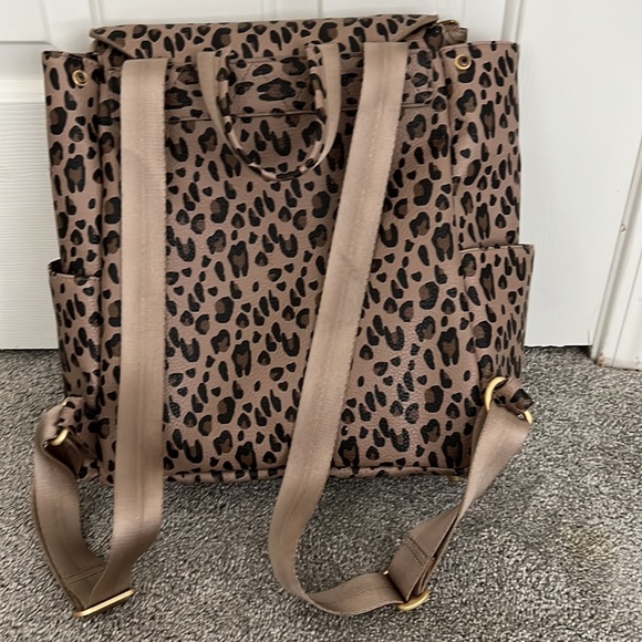 Freshly Picked Leopard Mini Classic Bag II - Picture 3 of 3